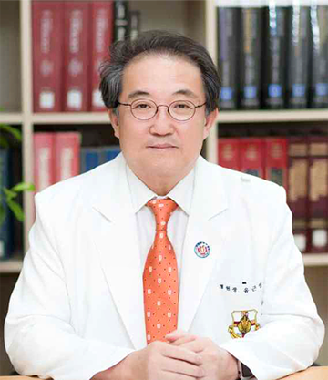 국군수도변원장 유근영 사진