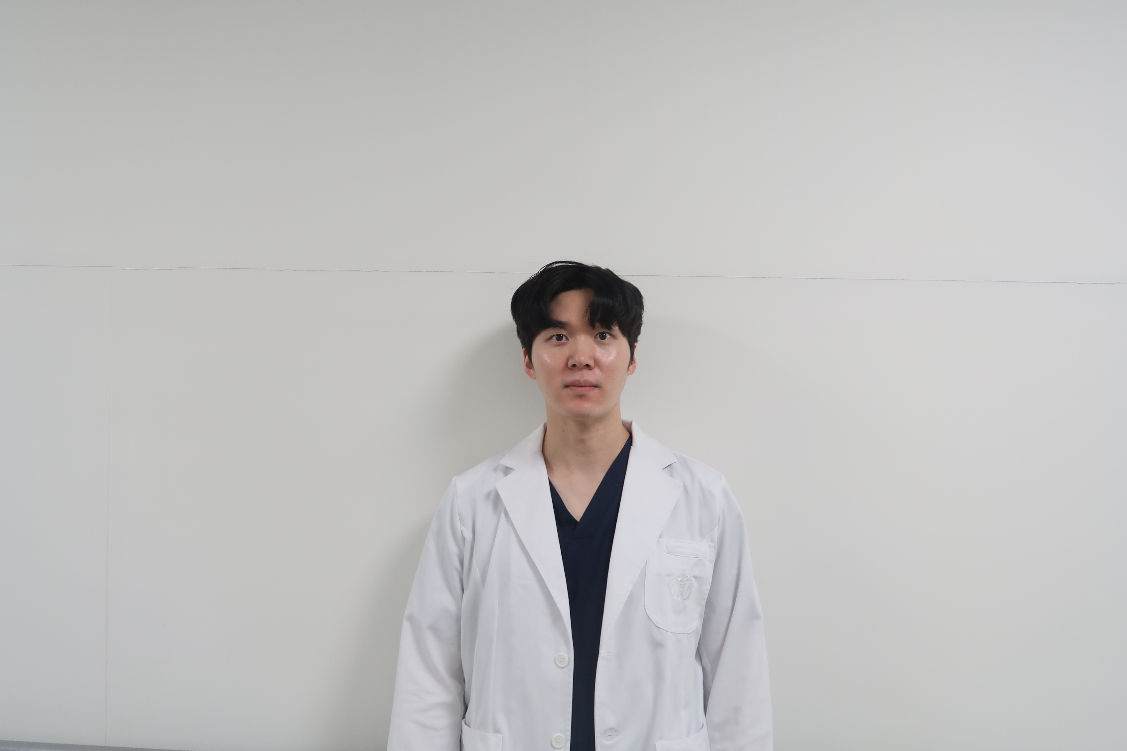 송민곤 사진